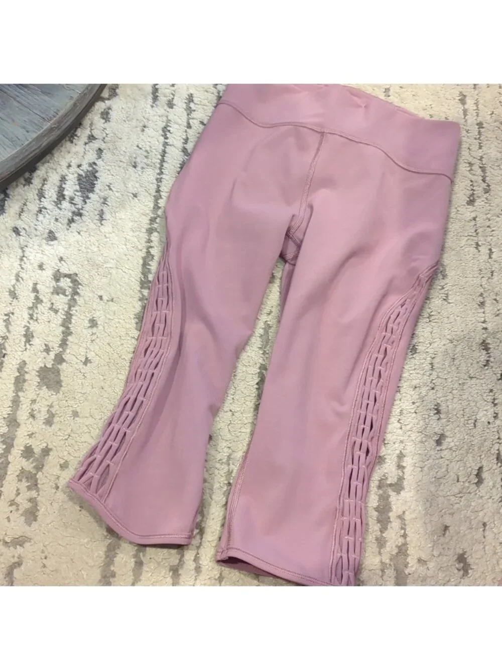 lululemon athletica mesh fabric